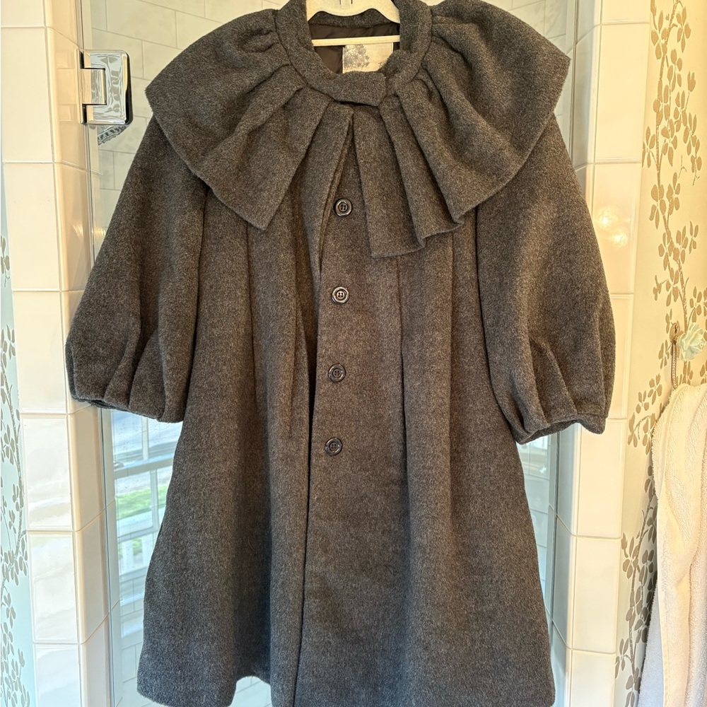 Elegant Gray Wool Coat with Oversized Collar